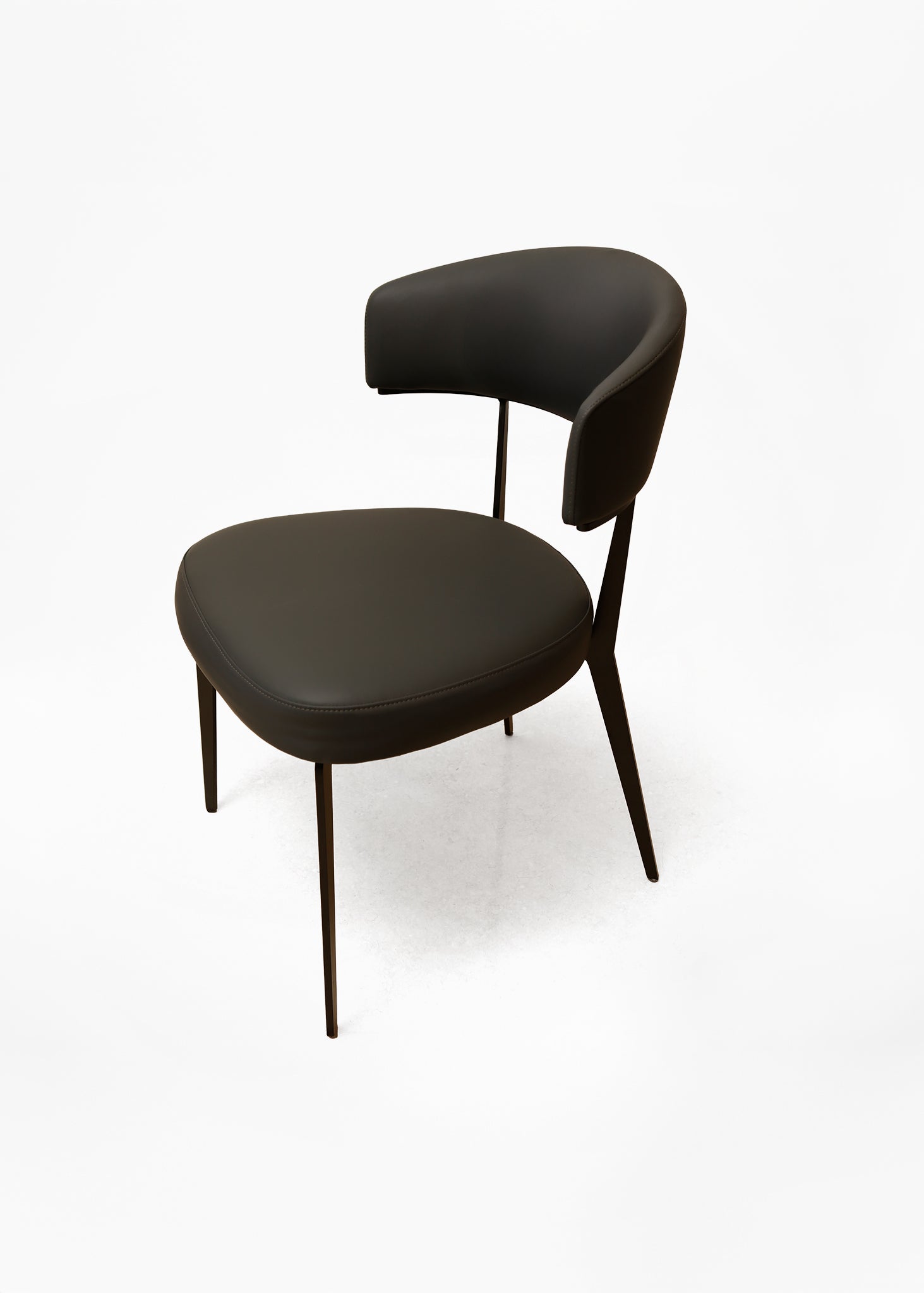Silla Kuro